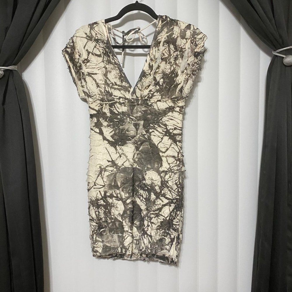 Agaci creame/black multi layer dress